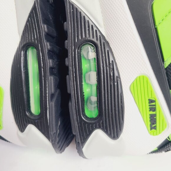 NEW Nike Air Max 90 Drift Shoes FB2877-300 Size Mens 5.5 Womens 7 Action Green main image 4